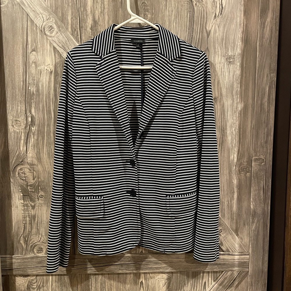 Talbots Soft 3 Button Navy Stripe Knit Blazer. Me… - image 2